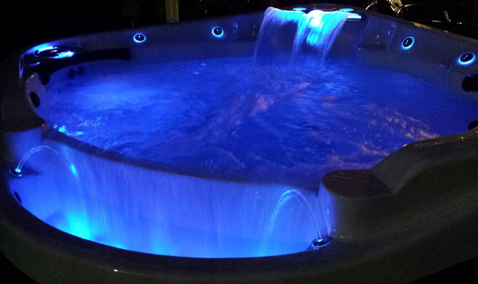 Peterborough hot tub and swim spas